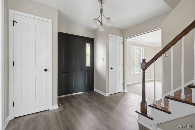 Photo - 8221 Clarence Ln N