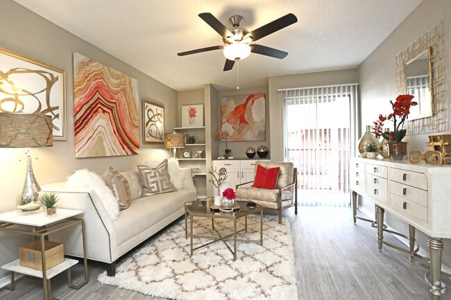 1BR,1BA - 491SF - OXFORD - LIVING AREA
