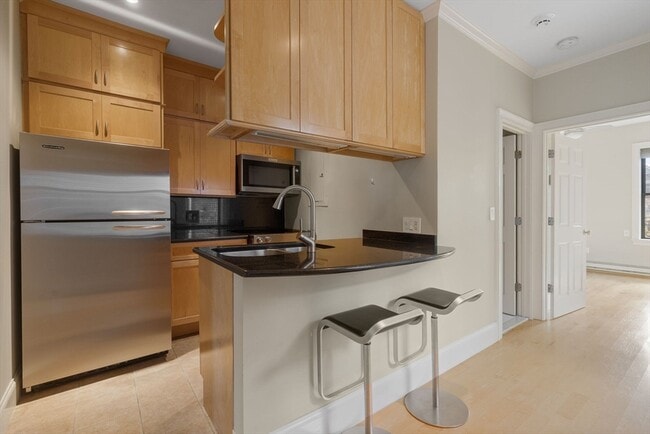 Photo - 17 Follen St Unit 4