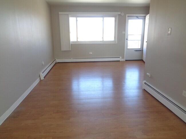 Photo - 5720 W 95th St