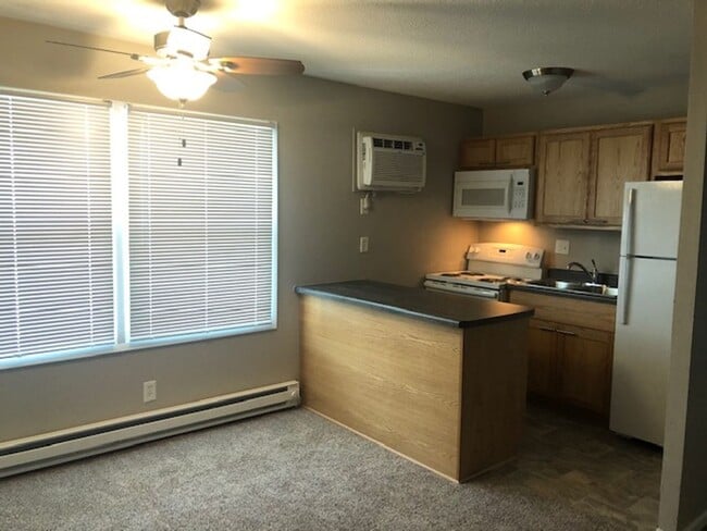 Photo - Capitol Heights