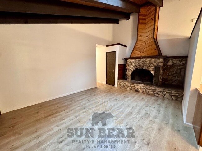 Photo - 1033 Tomahawk Trail Unit 1033 Tomahawk B