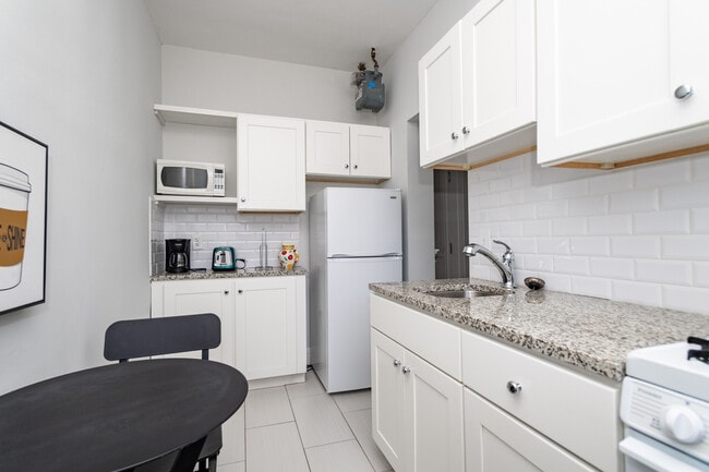 Photo - 49 Worthington St Unit 8