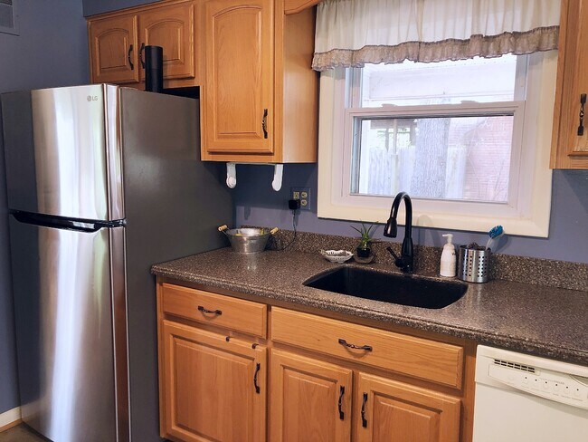 Photo - 8507 Woodside Ct