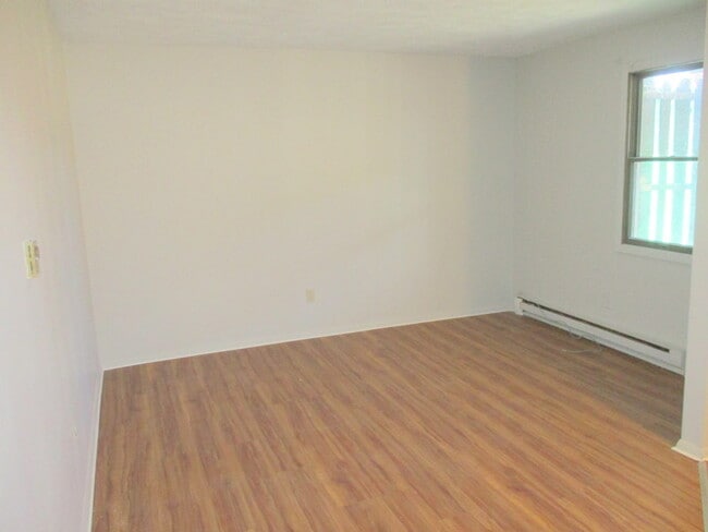 Photo - 411 Merchant St Unit 2nd Fl. F