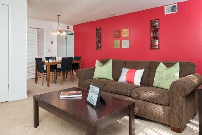 Building Photo - Eastowne Village Apartments