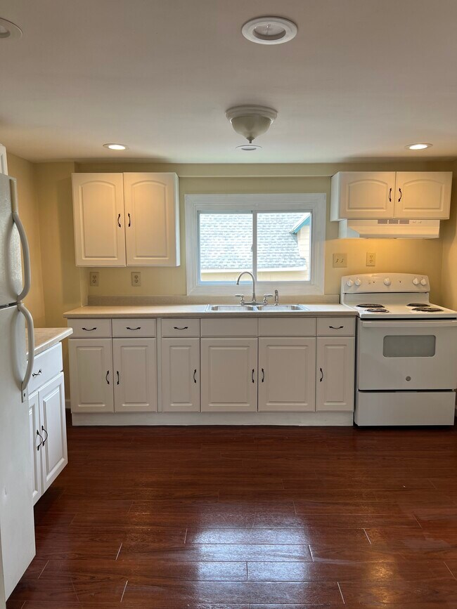 Building Photo - 240 W William St Unit 201 Rental