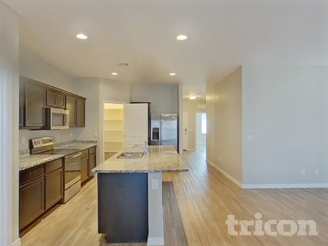 Photo - 37308 W Cannataro Ln