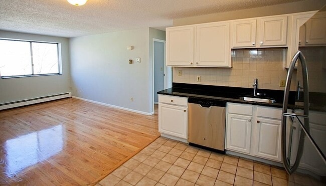 22 Murdock St Unit 2