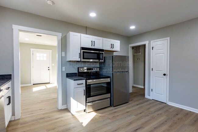 Photo - 3312 Tarlton Ave