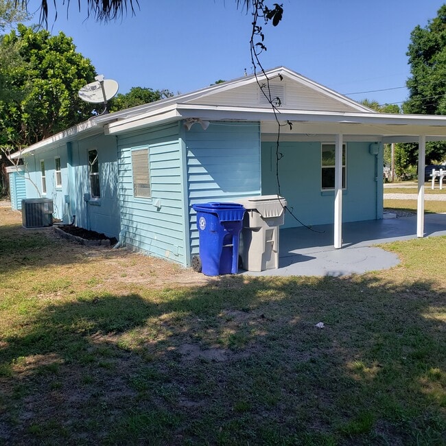 Photo - 2061 50th Avenue Unidad House