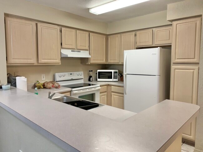 Photo - 13803 Fairway Island Dr Unidad 1800