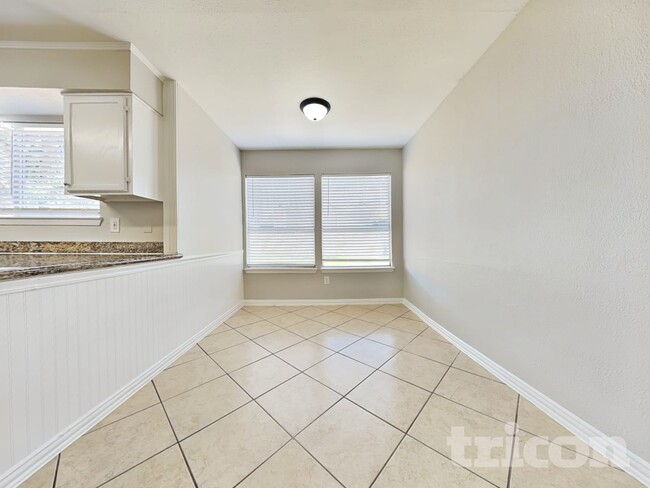 Photo - 19030 Jodywood Dr
