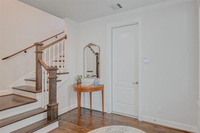 Photo - 1035 Ashland St