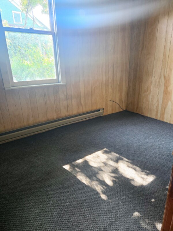 Photo - 106 S High St