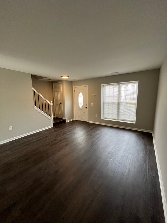 Photo - 6527 Old Carriage Ln