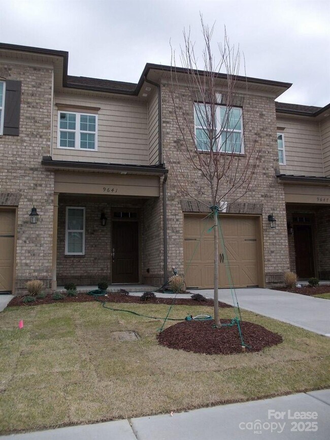 Building Photo - 9641 Camberley Ave NW Rental