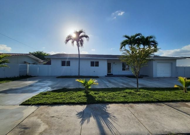 Photo - 3300 SW 127th Ave House