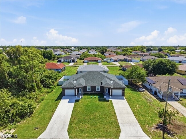 Building Photo - 723 Ivan Ave S