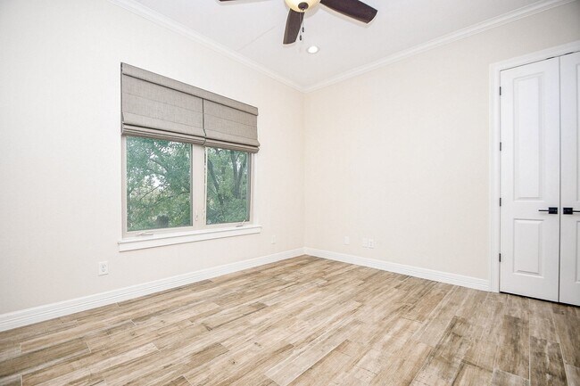 Photo - 710 Stanford St Unit B