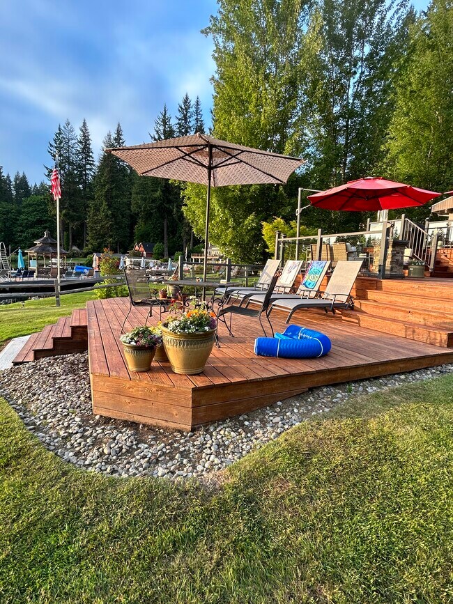 Photo - 2010 S Lake Roesiger Rd