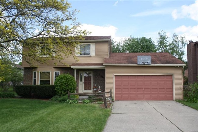 Photo - 5813 Rothbury Ct House