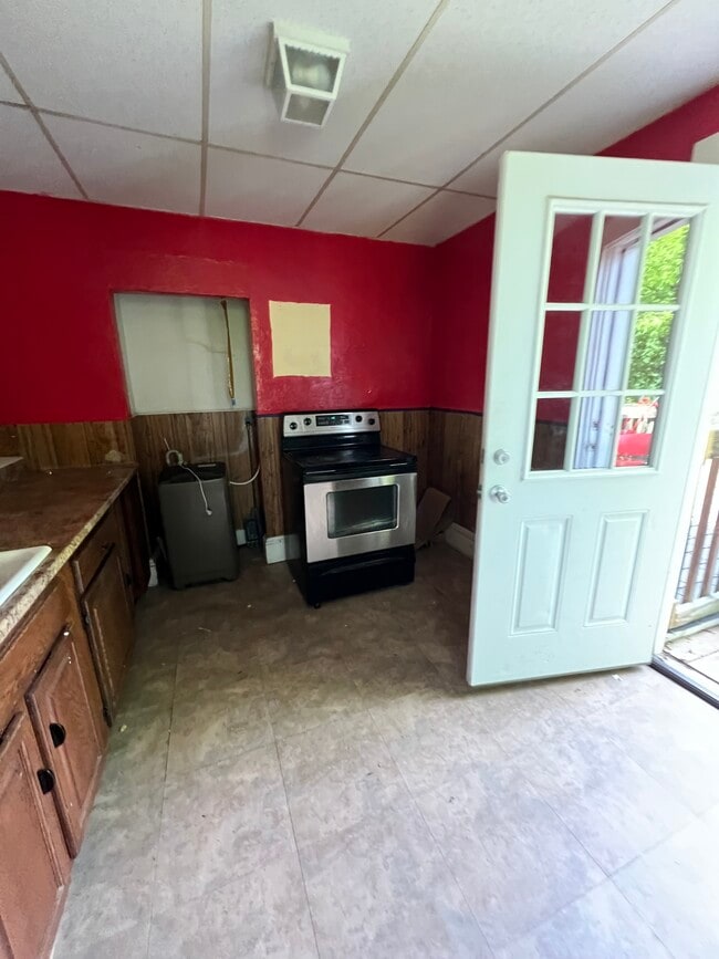 Photo - 137 West St Unit #137