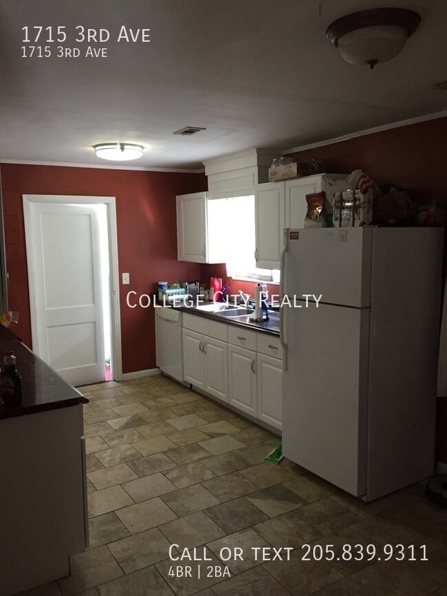 Photo - 1715 3rd Ave