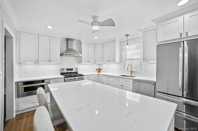 Photo - 780 Scarsdale Ave