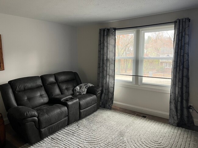 Photo - 236 Quail Run Rd