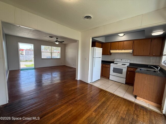 Photo - 1780 Tee Dee Ln