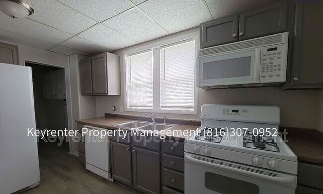 Photo - 142 N Bellaire Ave