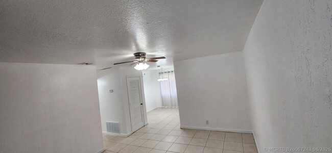 Photo - 5940 NW 16th Pl Unit 4