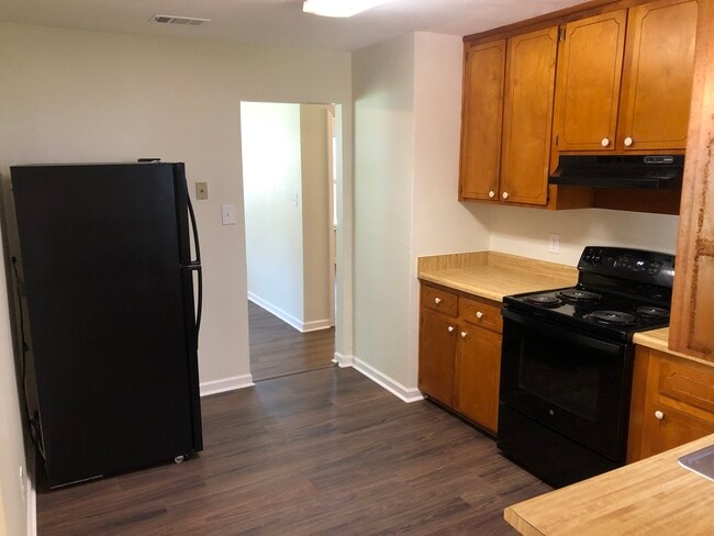 Photo - 515 Howard Ave