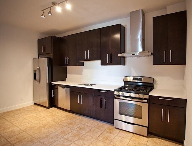 Photo - 8 Munroe St Apartment Unit 1