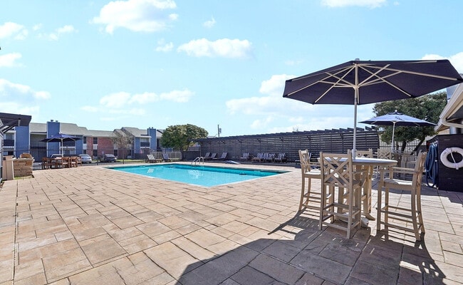 Azur Apartments, Waco, Texas