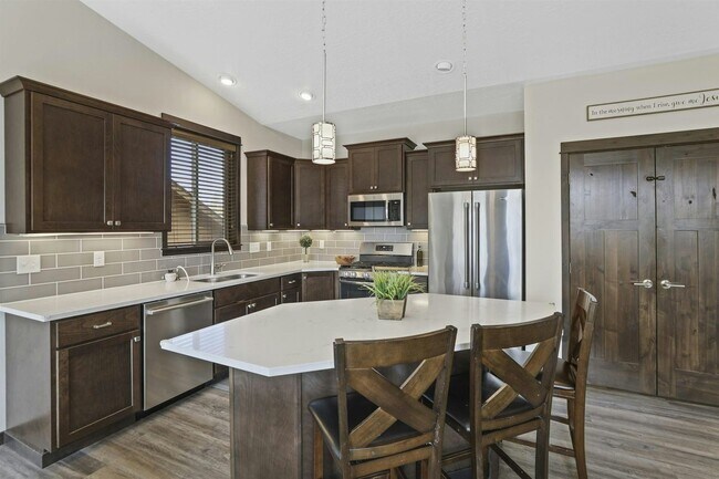 Photo - 2719 S Seabiscuit Dr