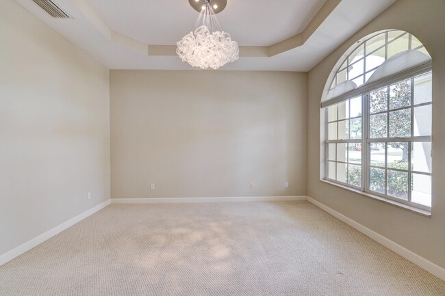 Photo - 8908 Champions Way