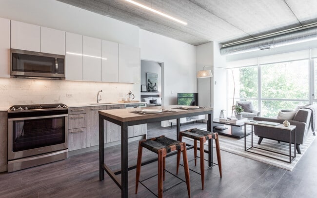 Photo - 1590 Elmwood Ave Unidad 1109