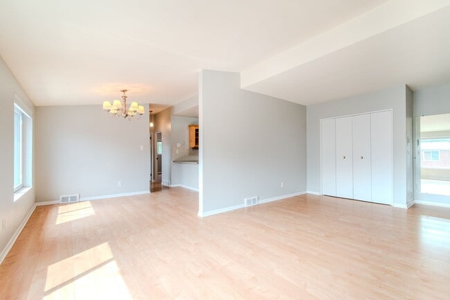 Photo - 361 N Eton St