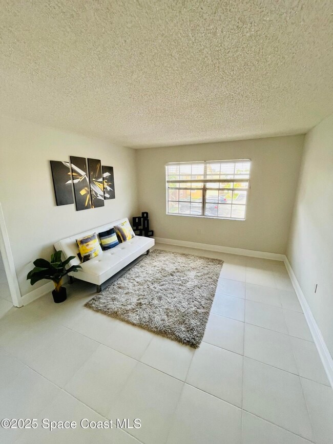 Photo - 216 Preston Ln