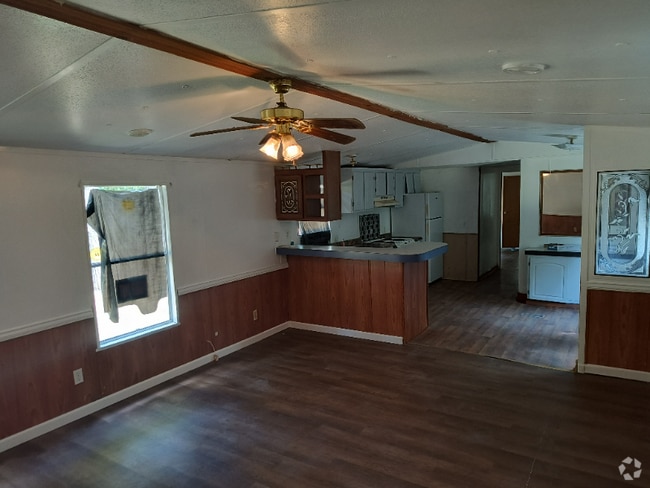 Building Photo - 1284 High Hills Ln Rental