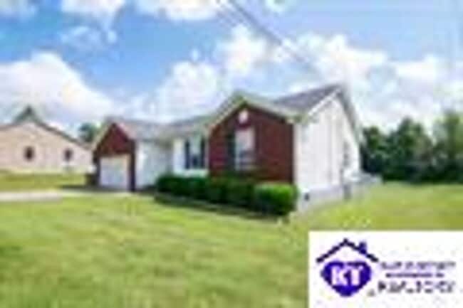 520 University Dr
