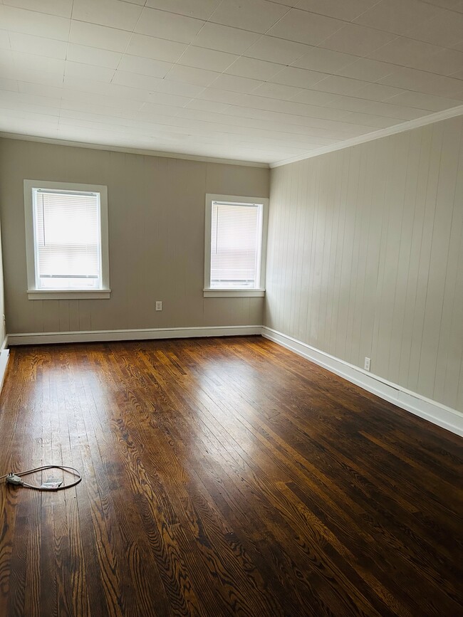 Photo - 103 W Germain St