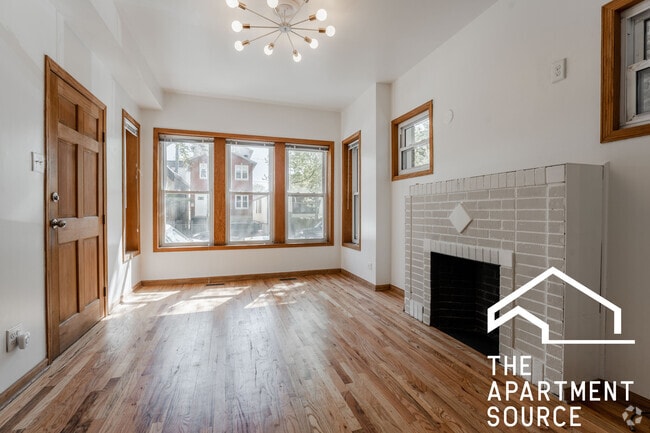 Building Photo - 2110 N Oakley Ave Unit 1F Rental