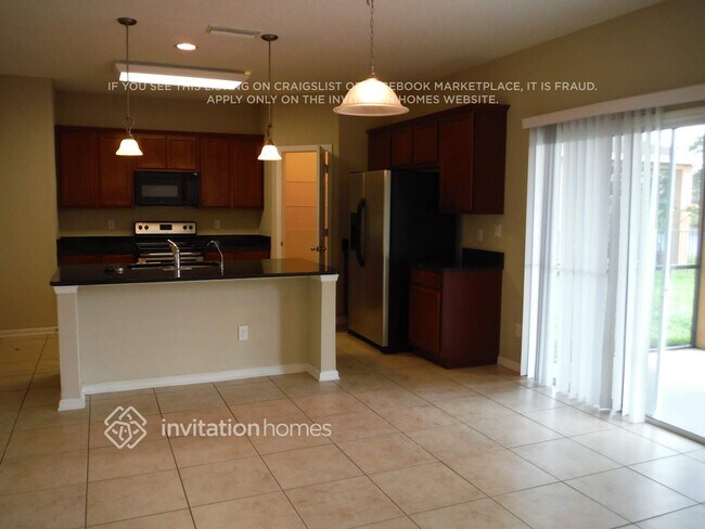 Photo - 782 Mosswood Chase