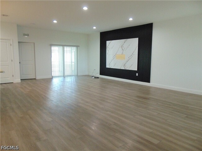 Photo - 9020 E Castle Cir