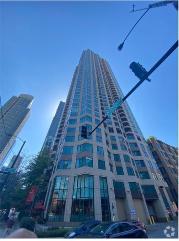 Building Photo - 400 N La Salle Dr Unit 1812 Rental