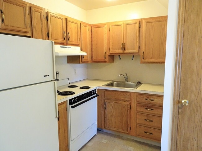 Photo - 1035 Kevin Ln