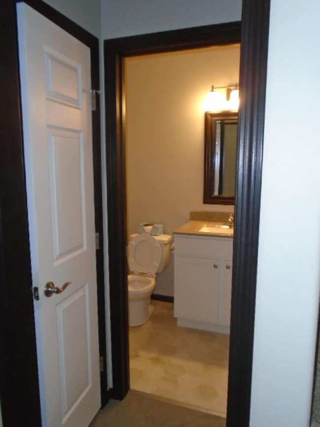 Photo - 1421 Paddington Cir